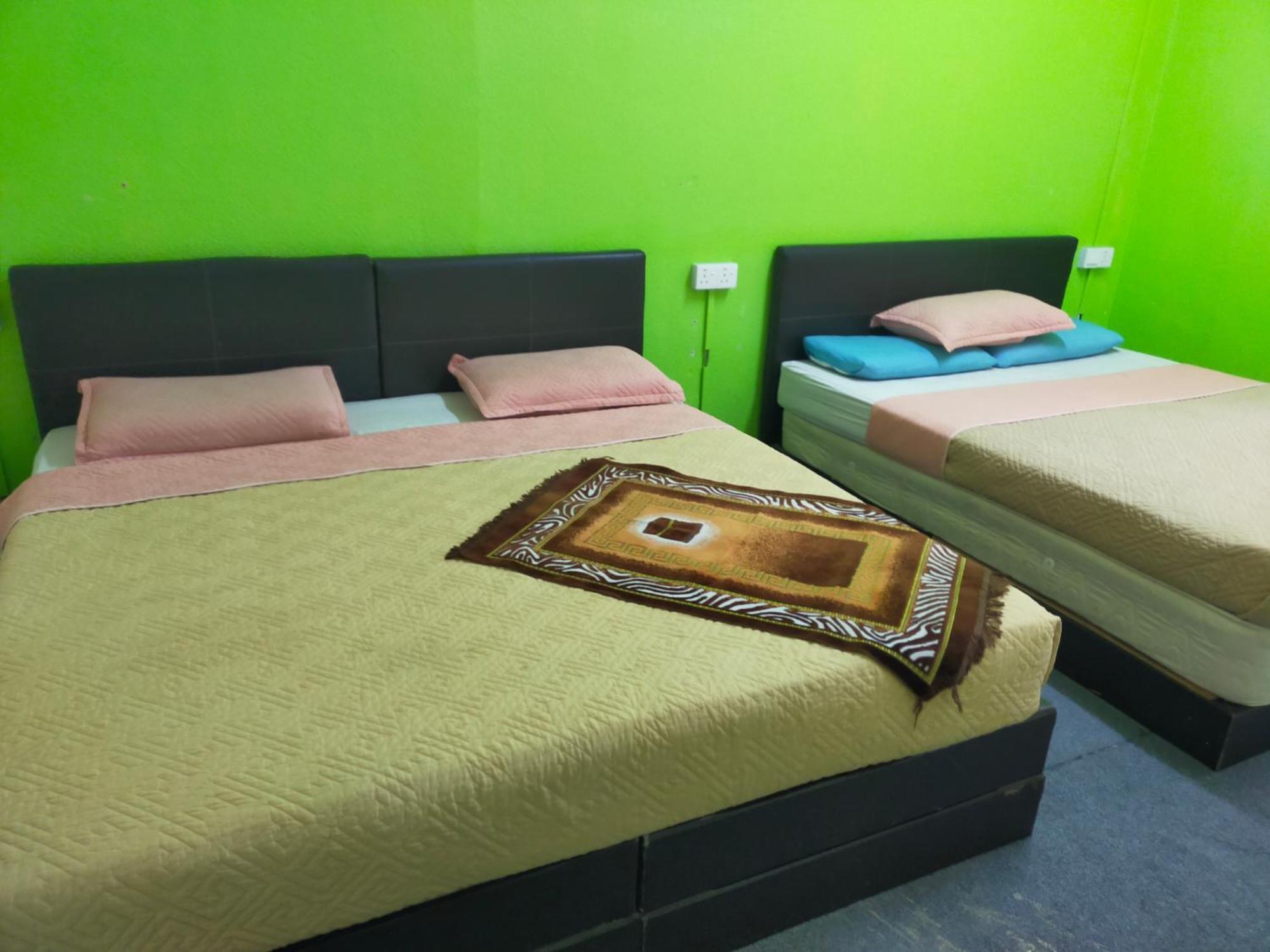 Netasha Holiday Inn ตานาห์ราตา ภายนอก รูปภาพ