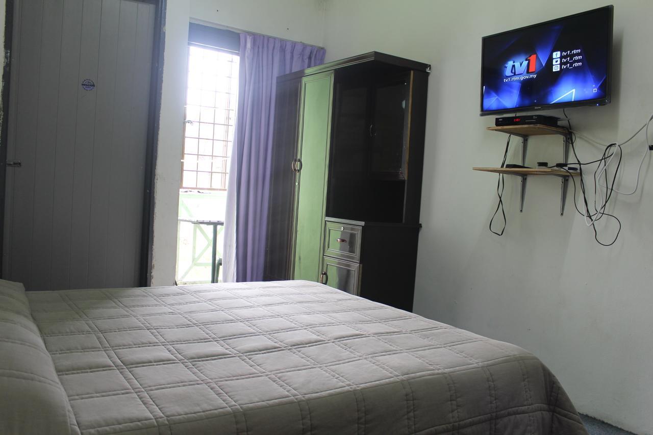 Netasha Holiday Inn ตานาห์ราตา ภายนอก รูปภาพ